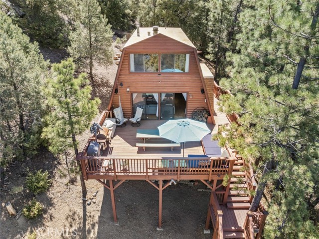 1320 Woodland Drive, Pine Mountain Club CA: https://media.crmls.org/medias/ab3391c4-b4b3-4dac-aecd-87c7ebee9d83.jpg