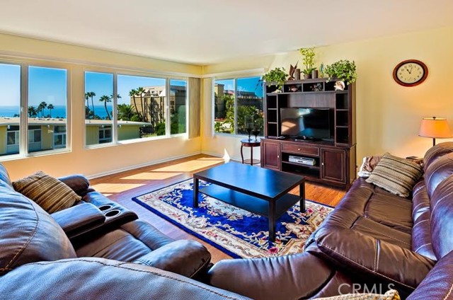 Detail Gallery Image 13 of 23 For 317 Avenida Del Mar #3,  San Clemente,  CA 92672 - 2 Beds | 2/1 Baths