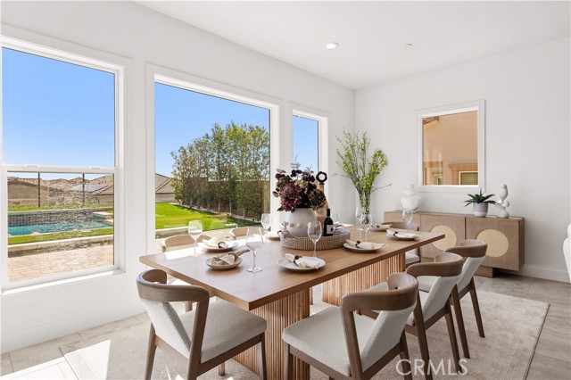 Detail Gallery Image 11 of 38 For 20564 W Bluebird Ct, Porter Ranch,  CA 91326 - 5 Beds | 5/1 Baths