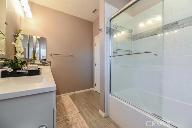 Detail Gallery Image 20 of 33 For 83 Waterleaf, Irvine,  CA 92620 - 3 Beds | 2/1 Baths