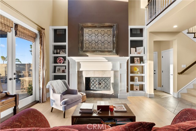 Detail Gallery Image 10 of 26 For 72 Victoria, Newport Beach,  CA 92660 - 4 Beds | 3 Baths