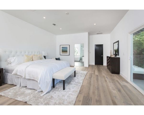 15672 Castlewoods Drive, Sherman Oaks CA: https://media.crmls.org/medias/ab361308-0382-464e-b290-acb8da62ff71.jpg