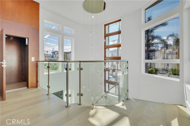 Detail Gallery Image 32 of 73 For 719 1st Pl, Hermosa Beach,  CA 90254 - 4 Beds | 4 Baths