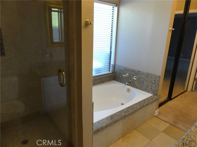 Detail Gallery Image 12 of 21 For 337 Fox Hills Dr, Thousand Oaks,  CA 91361 - 4 Beds | 2/1 Baths