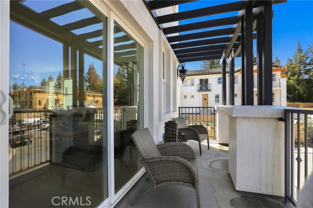1 Sahalee Way, Phillips Ranch CA: https://media.crmls.org/medias/ab380913-22fb-47bc-9853-d2df1cdd79d5.jpg