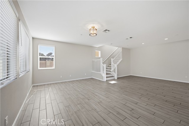 Detail Gallery Image 15 of 42 For 24526 Snapdragon Way, Lake Elsinore,  CA 92532 - 4 Beds | 3 Baths