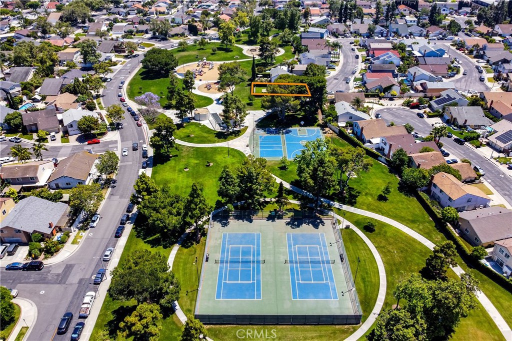 https://media.crmls.org/medias/ab38baa4-57e9-4afc-a053-6539b5ac0651.jpg?preset=X-Large