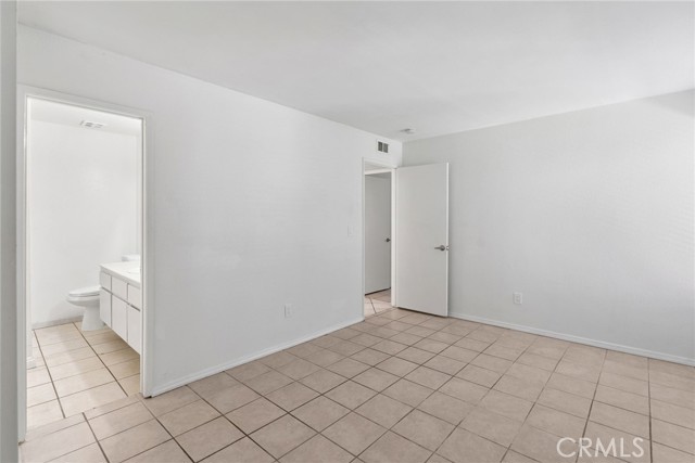 Detail Gallery Image 19 of 36 For 700 W La Veta Ave #I3,  Orange,  CA 92868 - 2 Beds | 2 Baths