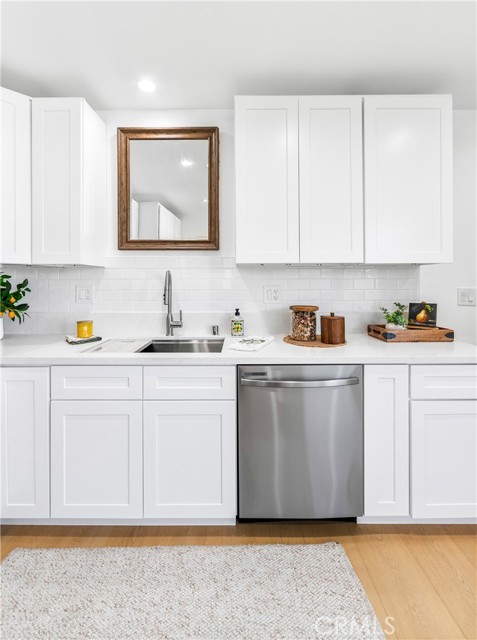 2723 Fisk, Redondo Beach CA: https://media.crmls.org/medias/ab3ac2ee-6124-4442-803c-f2576006e7ff.jpg