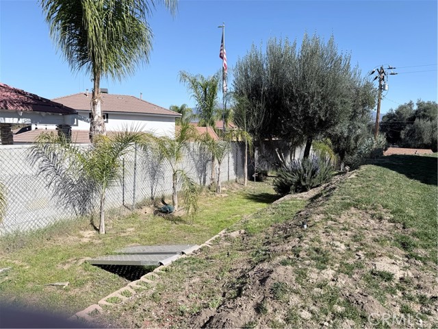 Detail Gallery Image 37 of 52 For 27370 Stonehenge, Hemet,  CA 92544 - 5 Beds | 4/1 Baths