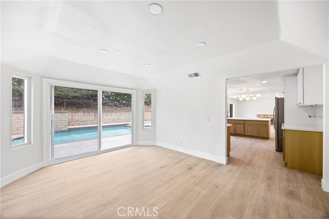 4118 Overcrest Drive, Whittier CA: https://media.crmls.org/medias/ab3c42e6-97b5-4323-885a-ce7bddbde5f0.jpg