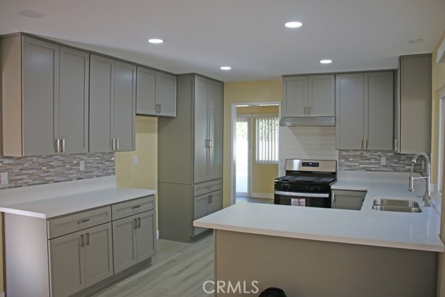 Detail Gallery Image 5 of 24 For 2538 Alona, Santa Ana,  CA 92706 - 3 Beds | 2 Baths