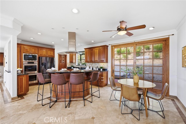 Detail Gallery Image 10 of 50 For 2044 Calle Yucca, Thousand Oaks,  CA 91360 - 4 Beds | 4 Baths