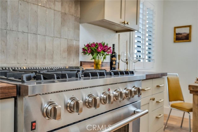 17380 Parnassus Drive, Cobb CA: https://media.crmls.org/medias/ab3f51ec-ef61-46a3-9bed-f839efc28f8c.jpg