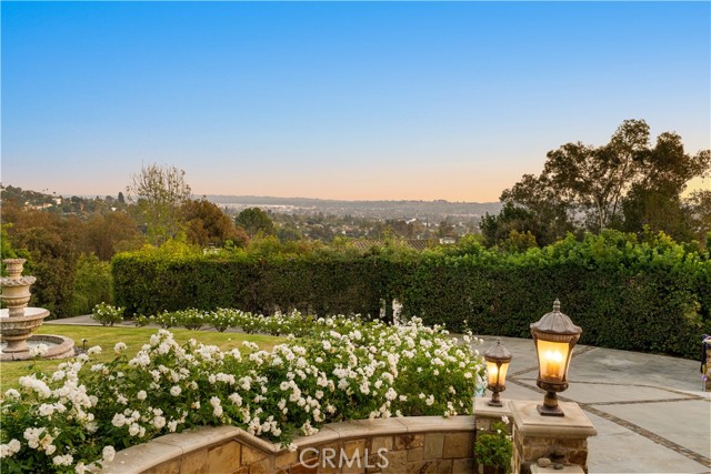 Detail Gallery Image 14 of 66 For 607 West, La Habra Heights,  CA 90631 - 5 Beds | 4 Baths