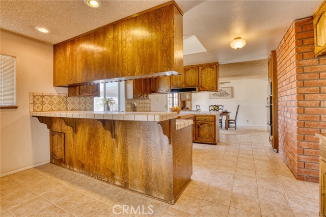 43320 41st W Street, Lancaster CA: https://media.crmls.org/medias/ab4001fa-934f-43cb-a4c6-533685ecaf50.jpg