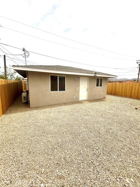 Detail Gallery Image 1 of 11 For 6403 East Court, Twentynine Palms,  CA 92277 - 2 Beds | 1 Baths