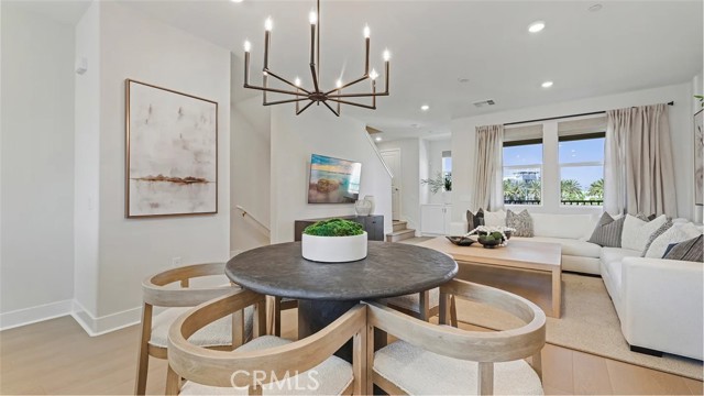 Detail Gallery Image 7 of 28 For 1750 E Park St #20,  Anaheim,  CA 92805 - 3 Beds | 2/1 Baths