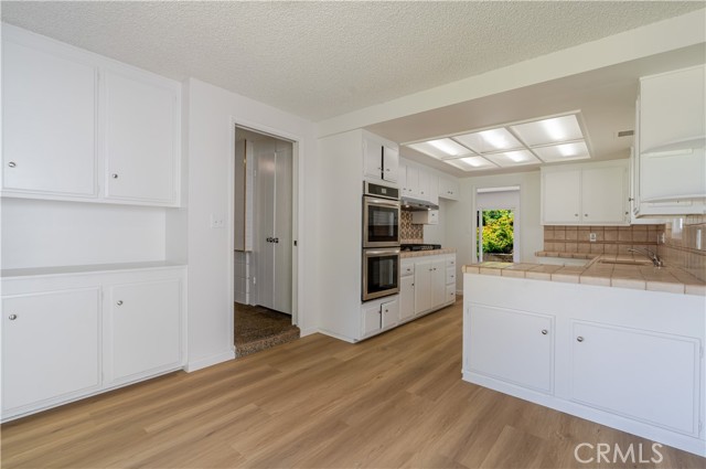 Detail Gallery Image 8 of 38 For 4906 Garnet St, Torrance,  CA 90503 - 4 Beds | 3 Baths