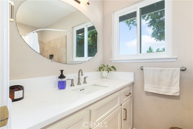 4725 Arena Avenue, Atascadero CA: https://media.crmls.org/medias/ab40f31b-3100-4cca-95ca-73a01f295e8b.jpg