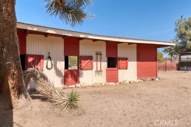 Detail Gallery Image 16 of 24 For 7820 Valley Vista Ave, Yucca Valley,  CA 92284 - 2 Beds | 1 Baths