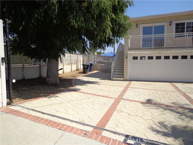 1908 & 1910 Bailey Avenue, Rosemead CA: https://media.crmls.org/medias/ab433f37-9ad0-4365-9d6b-72d4110fae7a.jpg