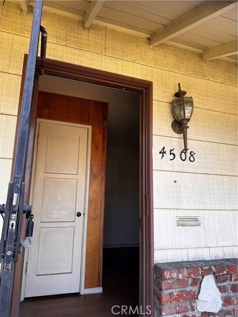 Detail Gallery Image 3 of 16 For 4508 Deland, Pico Rivera,  CA 90660 - 3 Beds | 2 Baths