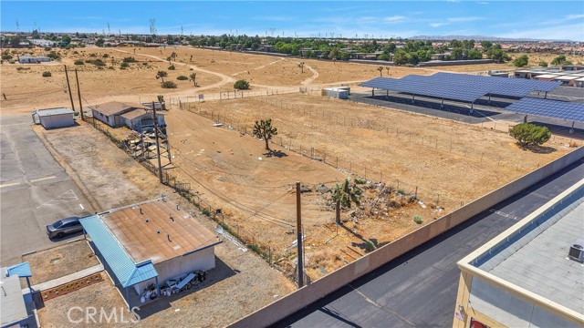 9777 Tamarisk Avenue, Hesperia, California 92345, ,Commercial Sale,For Sale,9777 Tamarisk Avenue,CRHD25111922