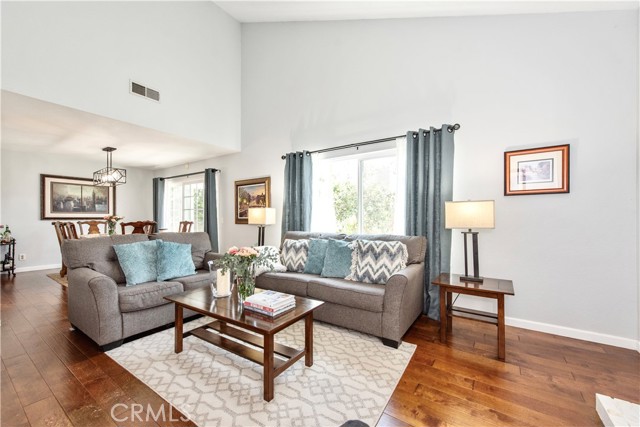 18 Hazelnut, Irvine CA: https://media.crmls.org/medias/ab448cf6-027c-4aeb-b723-9d7534835075.jpg