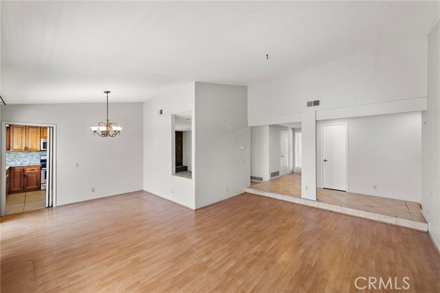 27951 Nevado, Mission Viejo CA: https://media.crmls.org/medias/ab449bb1-f80b-48c9-b1a1-13387e9fd77c.jpg