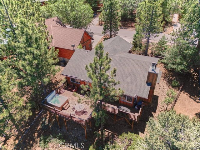 Detail Gallery Image 5 of 43 For 1400 Klamath Rd, Big Bear City,  CA 92314 - 3 Beds | 2 Baths