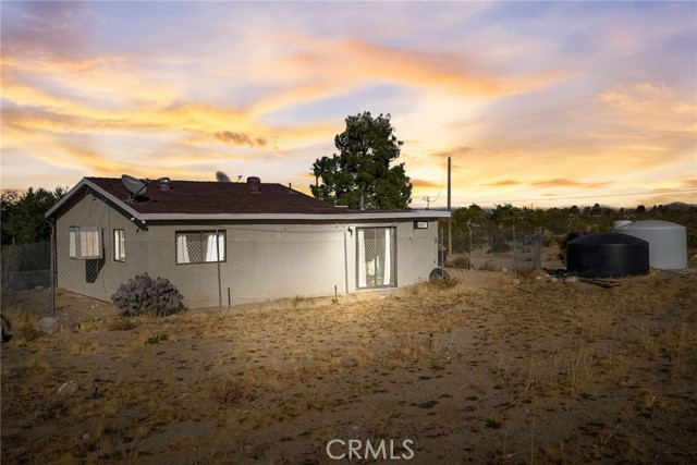 Detail Gallery Image 2 of 51 For 8737 Albin Way, Lucerne Valley,  CA 92356 - 3 Beds | 2 Baths