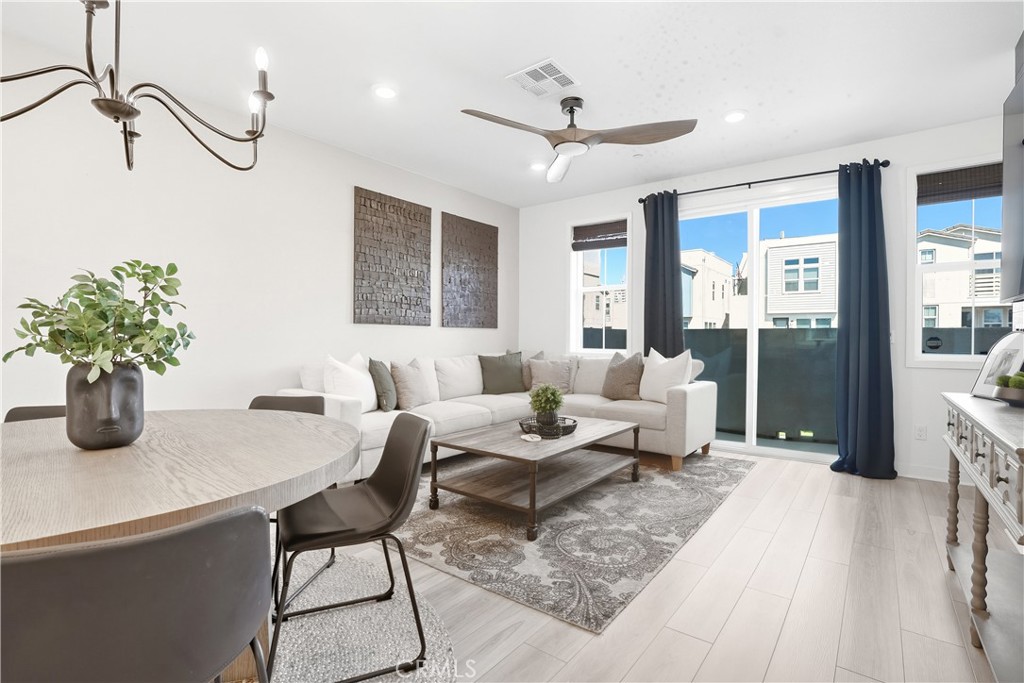 Ab45ca86 C4c8 44a6 98ab D35a71ea7d51