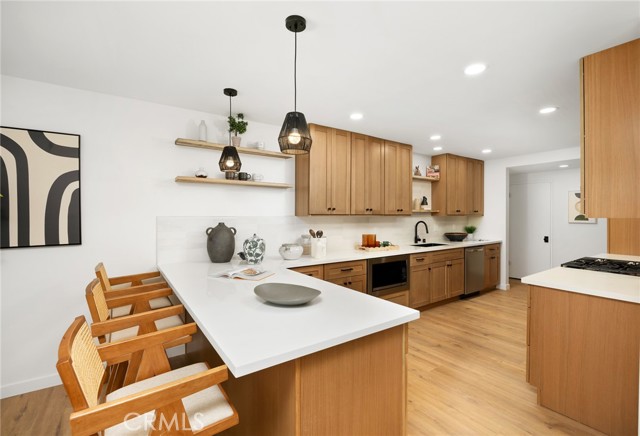 Detail Gallery Image 5 of 14 For 230 Gila Way, Placentia,  CA 92870 - 4 Beds | 2/1 Baths