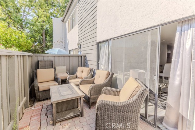 Detail Gallery Image 24 of 37 For 11311 Tampa Ave #22,  Porter Ranch,  CA 91326 - 3 Beds | 1/2 Baths