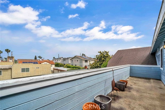 1812 Speyer Lane, Redondo Beach, California 90278, 3 Bedrooms Bedrooms, ,2 BathroomsBathrooms,Residential,Sold,Speyer,GD23083546