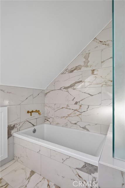 Detail Gallery Image 31 of 54 For 115 Annandale Rd, Pasadena,  CA 91105 - 4 Beds | 3 Baths