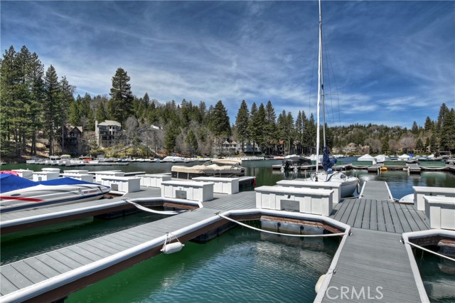 Detail Gallery Image 53 of 59 For 27657 Peninsula Dr #126,  Lake Arrowhead,  CA 92352 - 5 Beds | 3 Baths