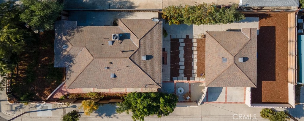 https://media.crmls.org/medias/ab4a538b-ef68-44f8-93e9-7d5a8f359d93.jpg?preset=X-Large