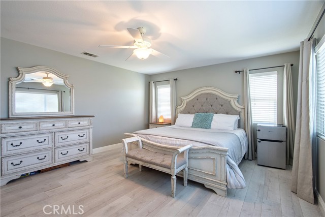 Detail Gallery Image 21 of 36 For 39883 S Creek Cir, Murrieta,  CA 92563 - 5 Beds | 3 Baths