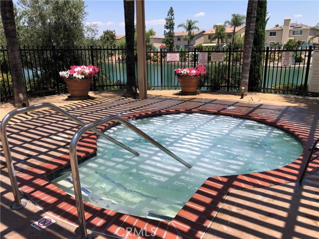 Detail Gallery Image 18 of 22 For 16175 La Fortuna, Moreno Valley,  CA 92551 - 2 Beds | 2 Baths