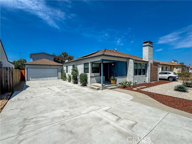 Detail Gallery Image 2 of 33 For 2817 Easy Ave, Long Beach,  CA 90810 - 3 Beds | 2 Baths