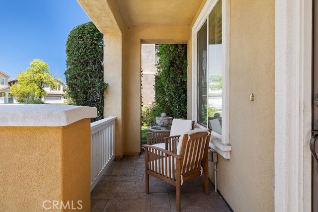 24136 Willowbrooke Court, Valencia CA: https://media.crmls.org/medias/ab4c4e0e-71b6-4487-9043-f329fc5c7320.jpg