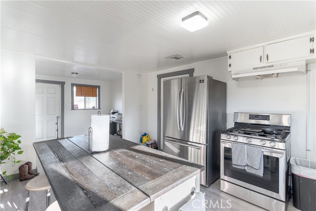 353 W L Street, Colton CA: https://media.crmls.org/medias/ab4ca275-d5ed-411b-8975-f89af13c8712.jpg