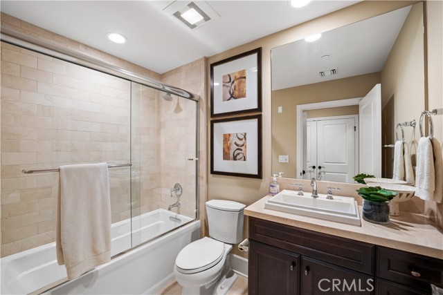 Detail Gallery Image 29 of 42 For 23500 Park Sorrento #D24,  Calabasas,  CA 91302 - 3 Beds | 3/1 Baths