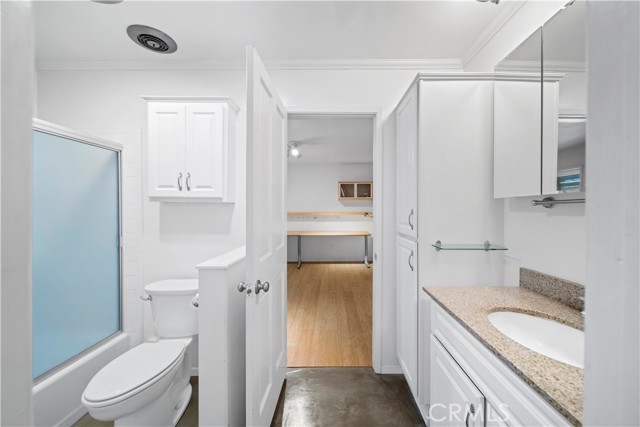 Image 14 of 21 For 16851 Morse Circle
