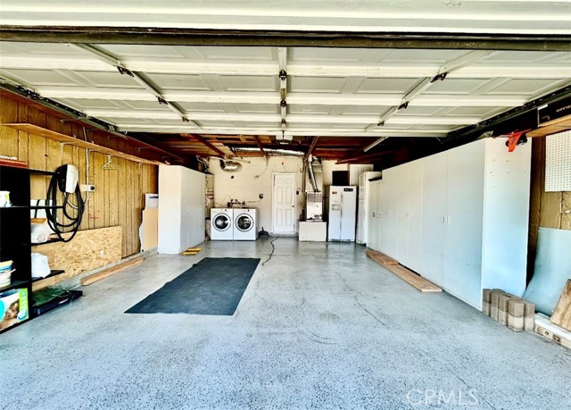 Detail Gallery Image 31 of 34 For 10900 San Leon Ave, Fountain Valley,  CA 92708 - 4 Beds | 2/1 Baths