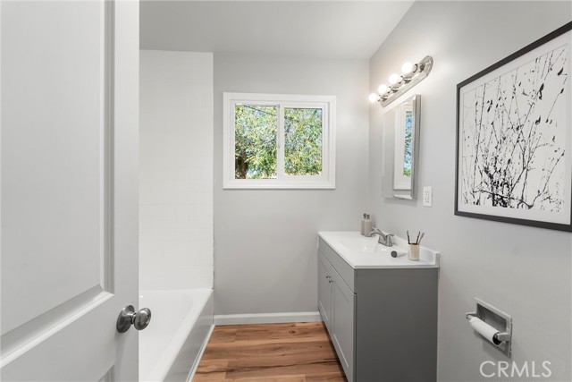 Detail Gallery Image 11 of 15 For 110 W Montrose, Hemet,  CA 92543 - 2 Beds | 1 Baths