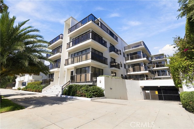 833 Ocean Avenue, 304 photo 24