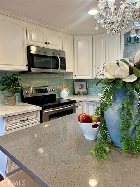 Detail Gallery Image 13 of 52 For 13561 Medinac Lane  M5  70l, Seal Beach,  CA 90740 - 2 Beds | 2 Baths